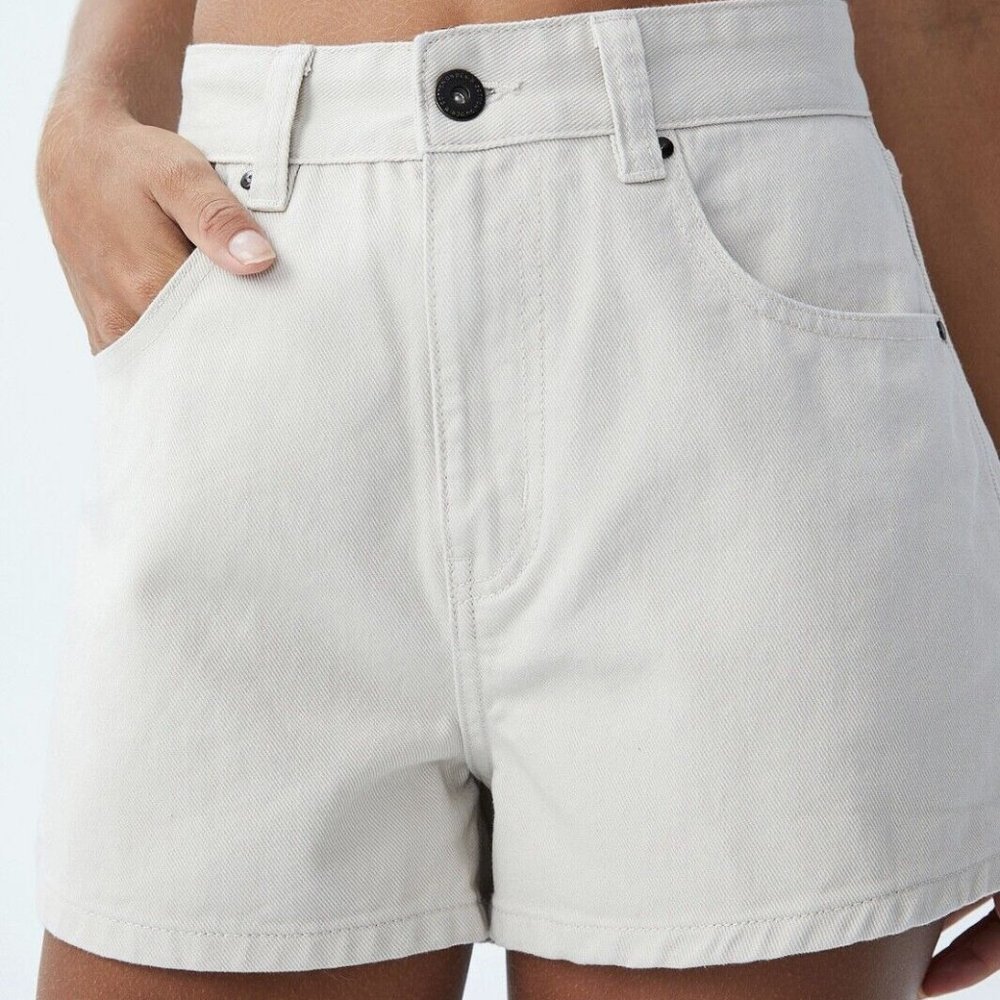 Cotton On Women's High Mom Denim Shorts Soft Taupe Finished NEW